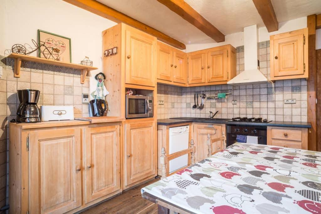 Appartement Spacieux Proche Des Telecabines Et Du Centre Ville Avec Jardin Prive サン・ジェルヴェ・レ・バン エクステリア 写真