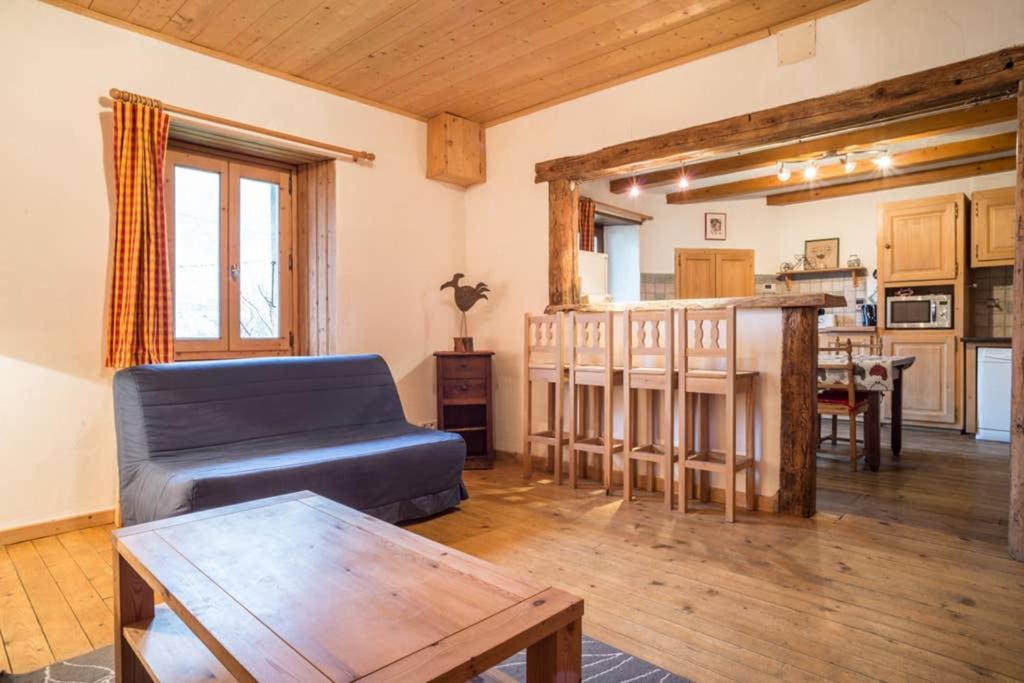 Appartement Spacieux Proche Des Telecabines Et Du Centre Ville Avec Jardin Prive サン・ジェルヴェ・レ・バン エクステリア 写真