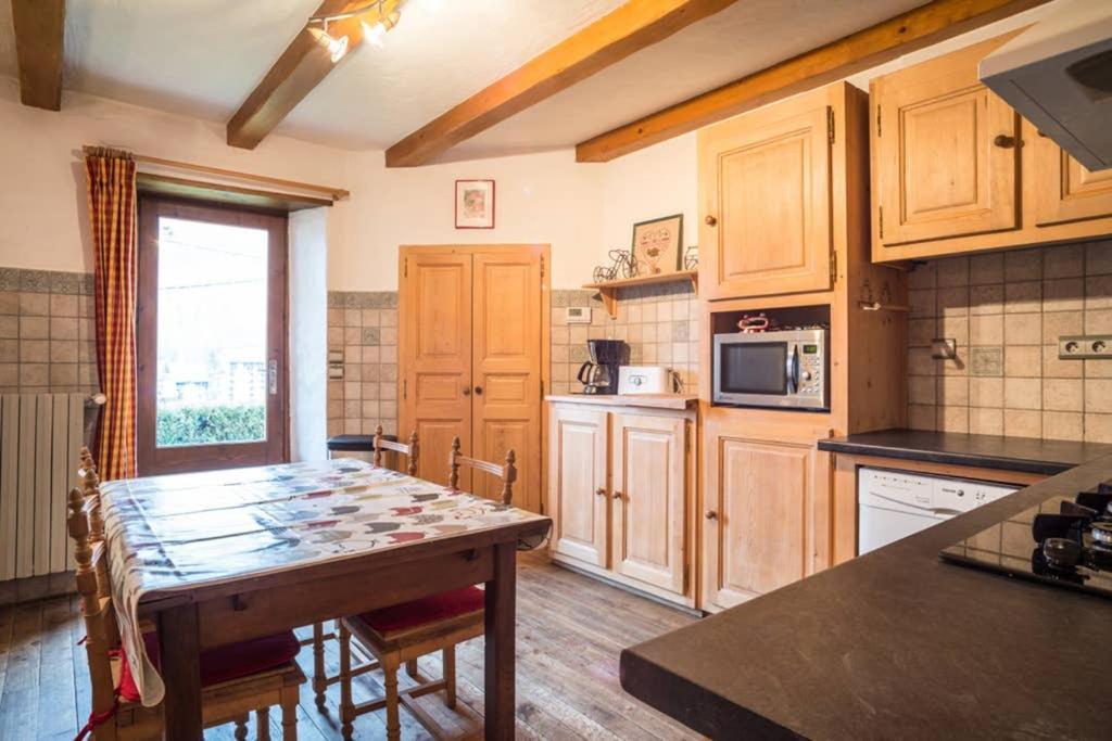 Appartement Spacieux Proche Des Telecabines Et Du Centre Ville Avec Jardin Prive サン・ジェルヴェ・レ・バン エクステリア 写真