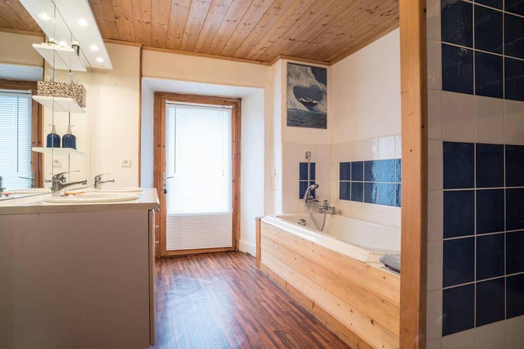 Appartement Spacieux Proche Des Telecabines Et Du Centre Ville Avec Jardin Prive サン・ジェルヴェ・レ・バン エクステリア 写真